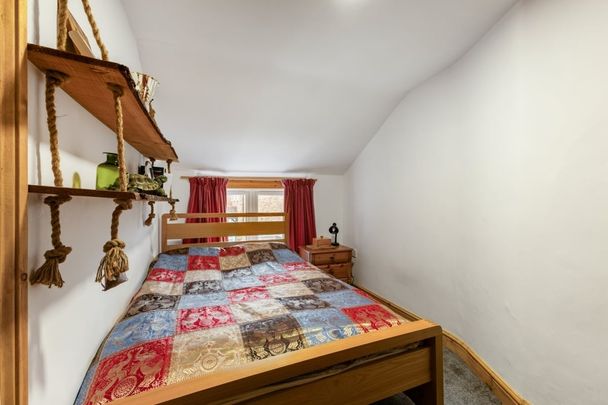 2 bedroom terraced house to rent - Photo 1