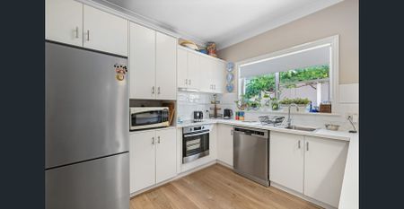 Beautiful CBD Living - Photo 3