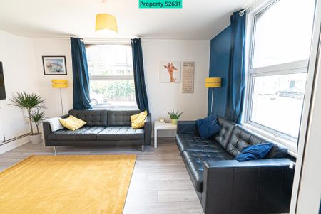 5 bedroom end of terrace house to rent - Photo 2