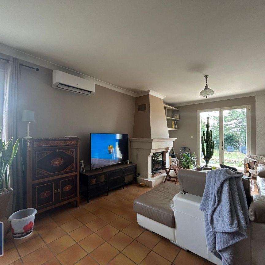 Location Maison 4 pièces 96m² MAZAN 84380 - Photo 1