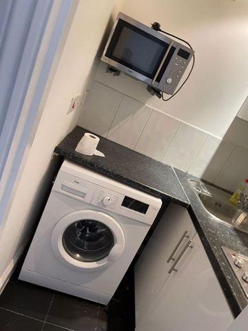 1 bedroom ground floor flat to rent - Photo 5