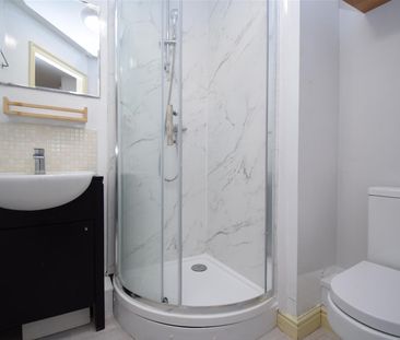 The Point, Wakefield - Photo 4