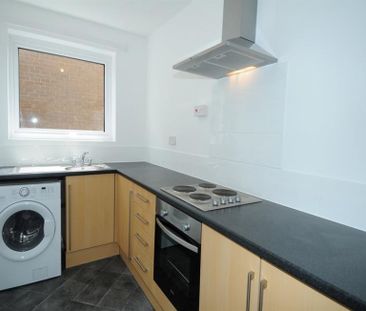 1 Bedroom Apartment To Let - Photo 3