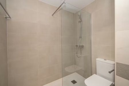 Calle del Doctor Fleming, Madrid, Community of Madrid 28036 - Photo 5