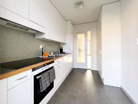 We are looking for you specifically - Photo 4