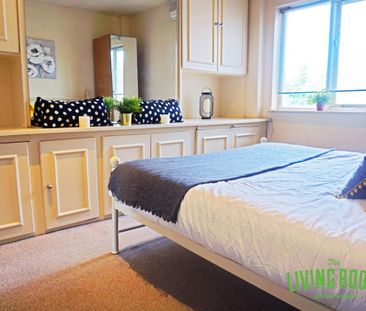 2 bedroom flat to rent - Photo 4