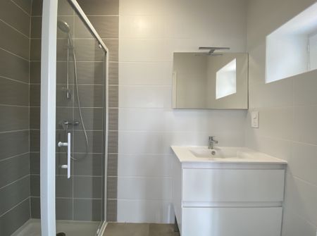 Location Appartement 4 pièces 77m² UHART CIZE 64220 - Photo 4