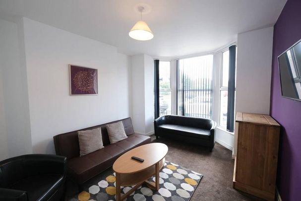 5 bedroom terraced house to rent - Photo 1