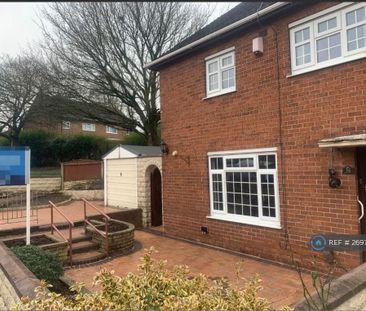 3 bedroom end of terrace house to rent - Photo 4