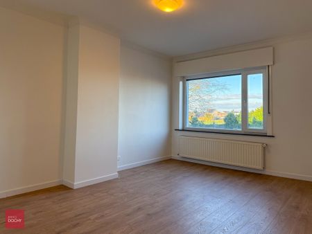 Volledig vernieuwde BURGERWONING met alle modern comfort | Kortrijkseweg 317 - Photo 4