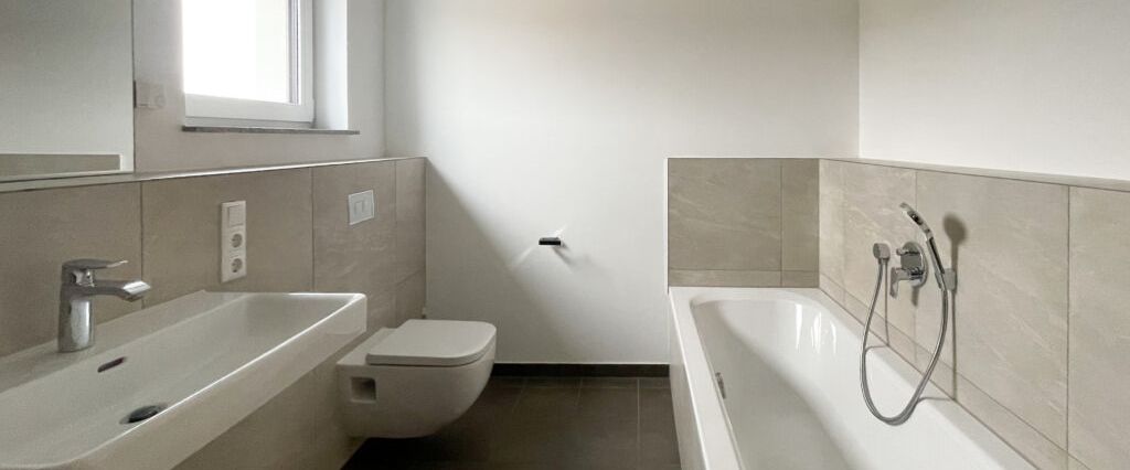 Familienfreundliche 5-Zimmer-Wohnung - Photo 1