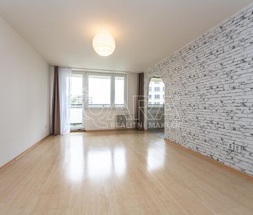 Pronájem bytu 3+kk 70 m² - Fotografie 1