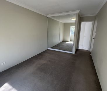 102/30 Nobbs Street, Surry Hills - Photo 2