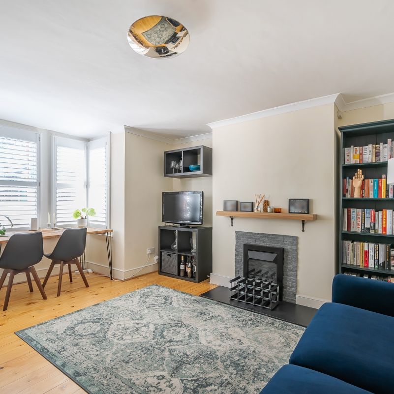 Victoria Road, London, NW6 - Photo 1
