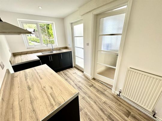2 bedroom terraced house to rent - Photo 1