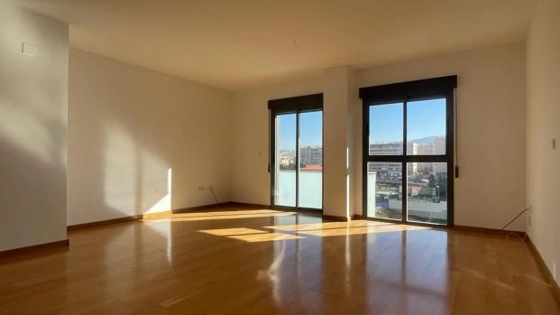 Granada Capital - Photo 1