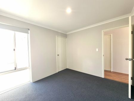 Brand New Home – Fresh, Modern & Ready for You! - Photo 3