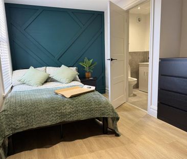 1 bedroom in a house share to rent - Photo 4