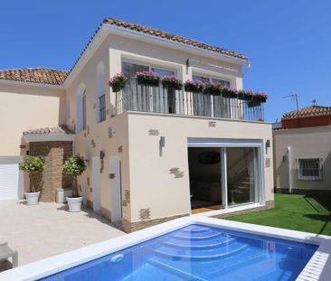 Detached Villa · San Pedro de Alcántara - Photo 6