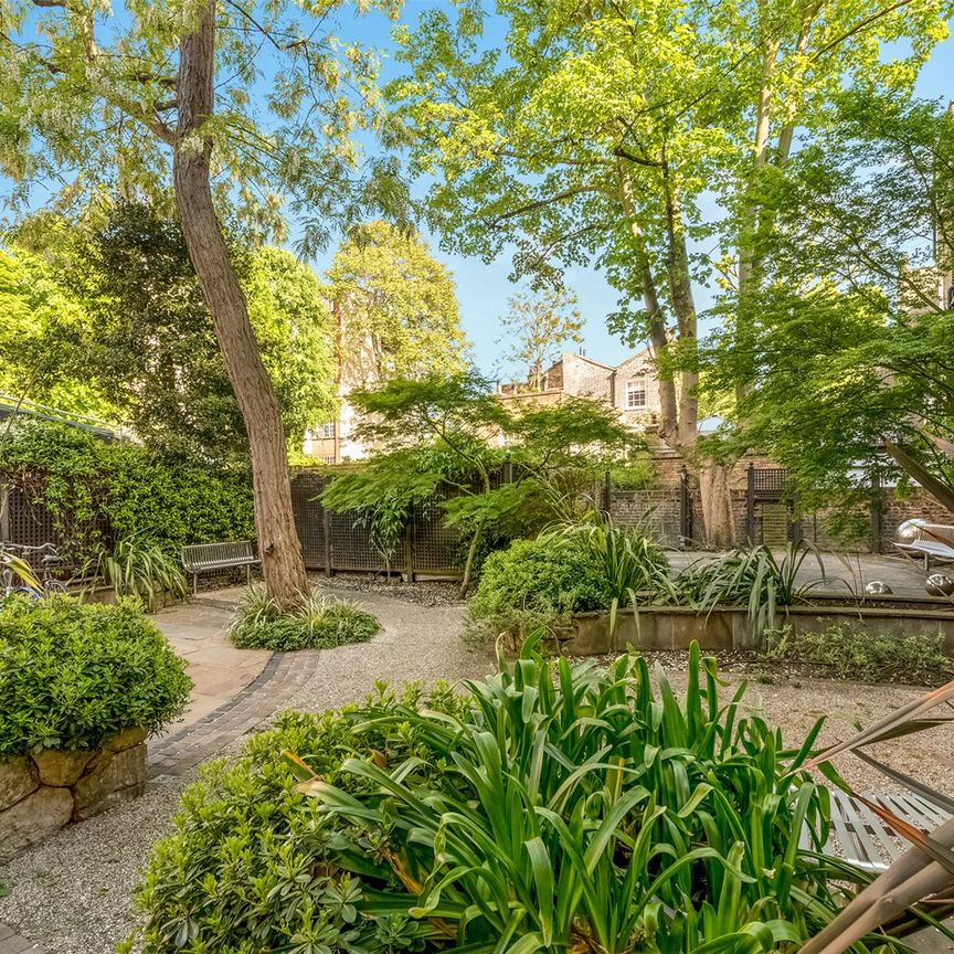 Modern Two Bedroom Apartment on the Kings Road in Chelsea - Photo 1