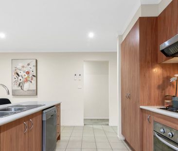 LAKESIDE LIVING! - Photo 5