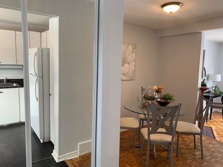 For Lease - 14 LARKSHIRE Lane Unit# E, Barrhaven, Ontario - Photo 3