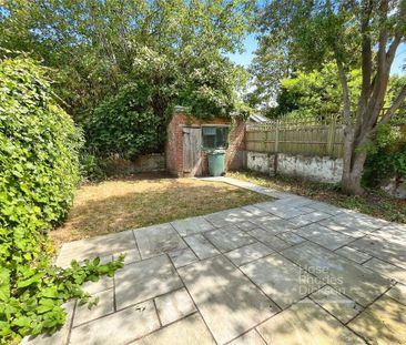 2 bedroom semi-detached house to rent - Photo 6