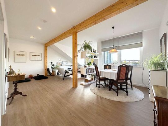 Sanierte 2-Zimmer-Neubauwohnung mit Südwest-Balkon und moderner Einbauküche - Photo 1