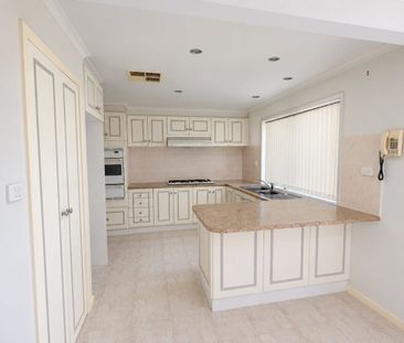Spacious & Conveniently Located 3-Bedroom Unit - Photo 4