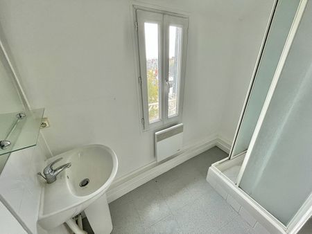 A LOUER - NANTES CATHEDRALE - Charmant 2 pièces de 29.76 m² - Photo 3