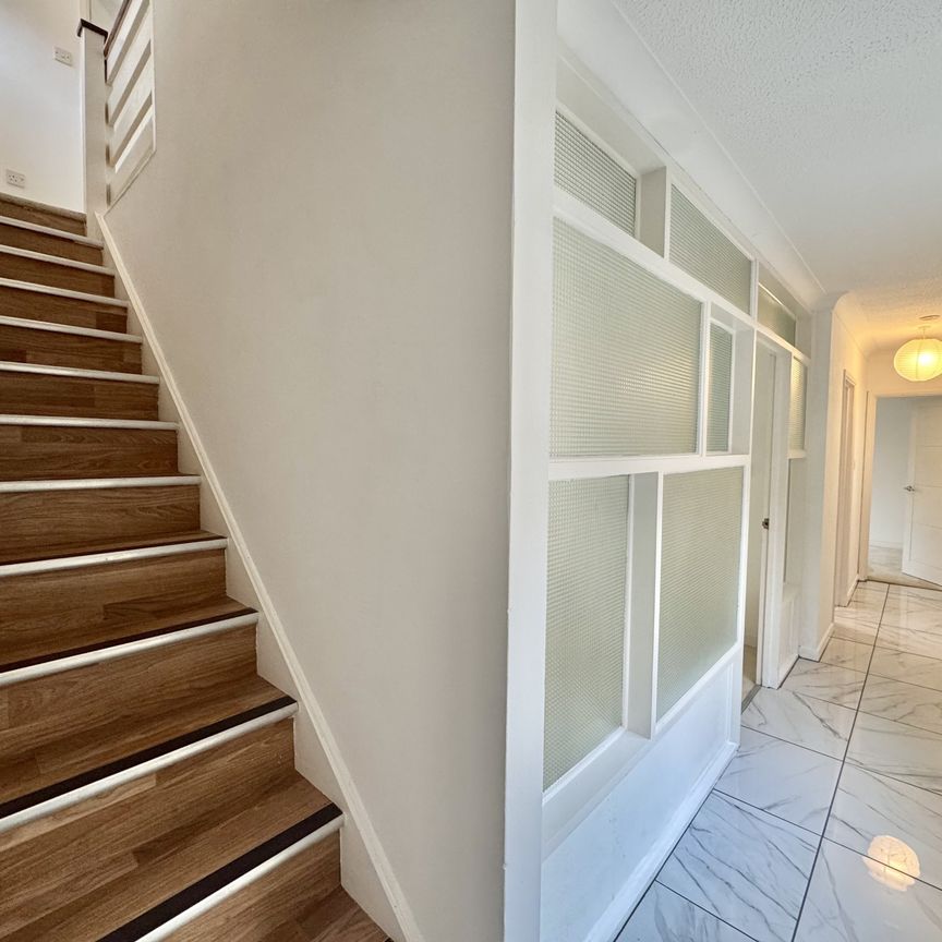 Harvey Lane, Norwich - Photo 1