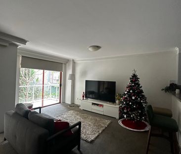 Crows Nest - Photo 4