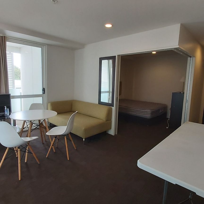 Two Bedroom Apartment at Quadrant Hotel - Photo 1