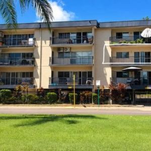 Fully Furnished Unit with Stunning Strand Views - Photo 3