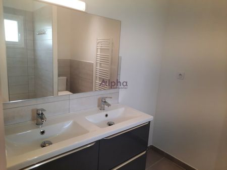 Maison T4 plain-pied jardin garage - Photo 2