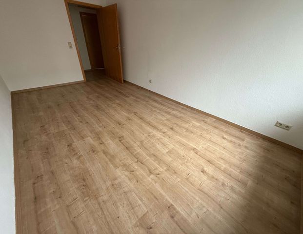 1. OG - großer Balkon an der Küche - Zeisigwald in der Nähe** - Photo 1