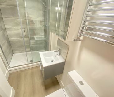 2 bed Apartment for Rent - Photo 6