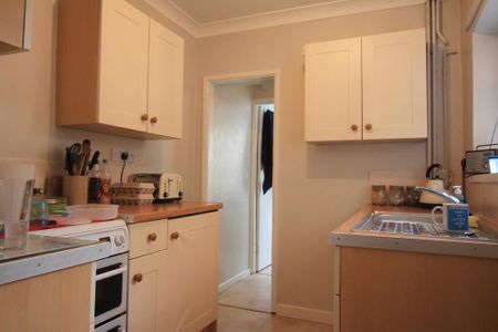 2 bedroom terraced house to rent - Photo 5