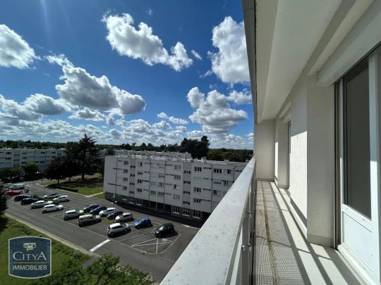 Appartement à louer 5 pièces 78.95m² - Photo 1