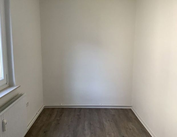 Nette Nachbarn gesucht: top sanierte1,5-Zimmer Erdgeschoss Wohnung, sofort anmietbar! - Photo 1