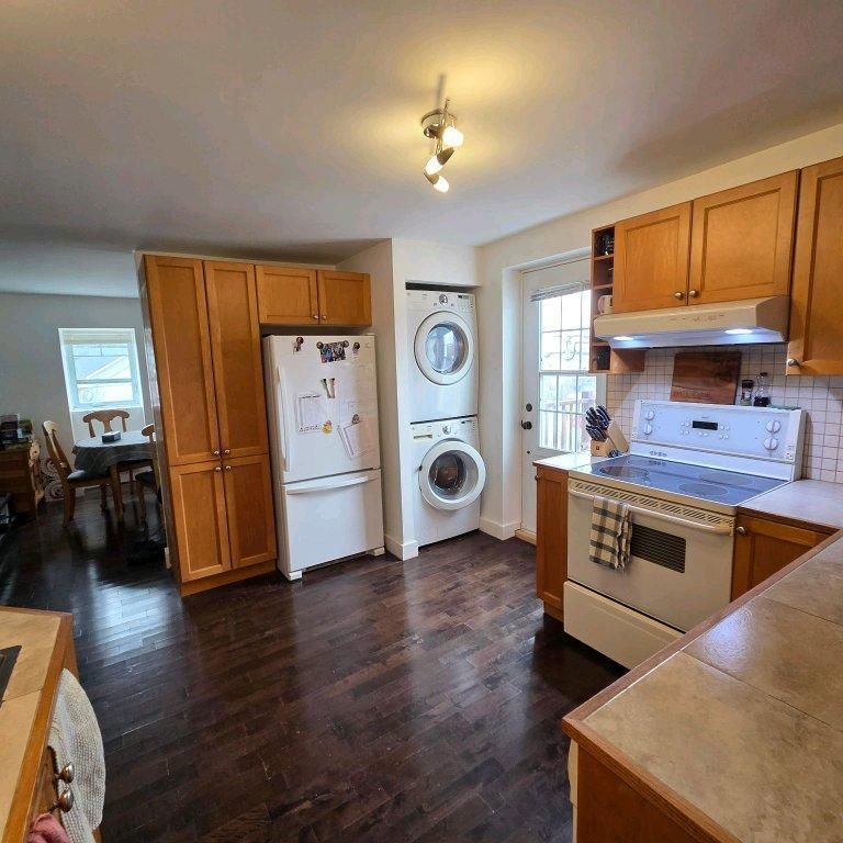 Grand 5 1/2 au cœur de Ste-Angèle - Photo 1