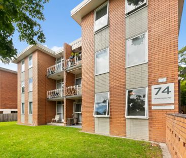 Delightful Denbigh! - Photo 1