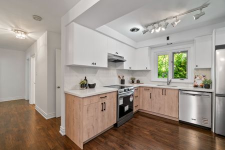 For Lease - 1302 Martley Drive, Mississauga, Ontario - Photo 5