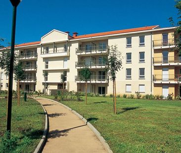 location Appartement T4 DE 84.8m² À BEAUMONT - Photo 6