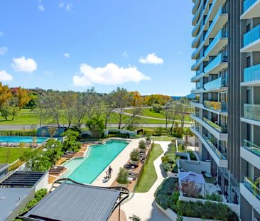 Sleek one-bedroom apartment - Photo 1