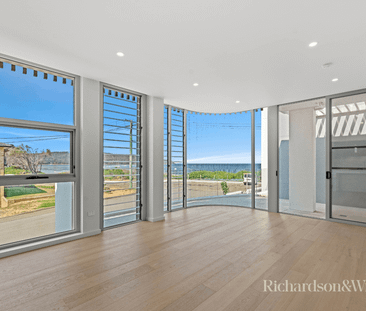 Architecturally Designed Townhouse! - Photo 5 | Rentumo