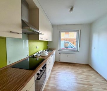 Gepfl. 3 Zi.-Erdgeschoss-Whg. Gä.-WC überd. Terrasse Garten Garage ... - Foto 5