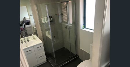 Tidy 1-Bedroom Unit in Central Location - Photo 3