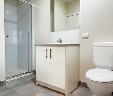 2 Bedroom Townhouse in the Heart of Lilydale - Photo 5