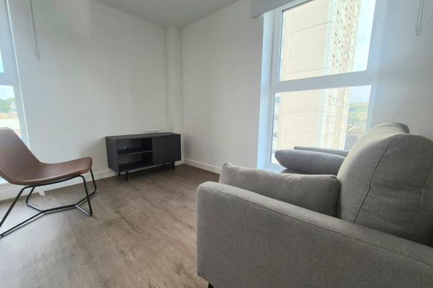 Cow Green, HALIFAX - Photo 1